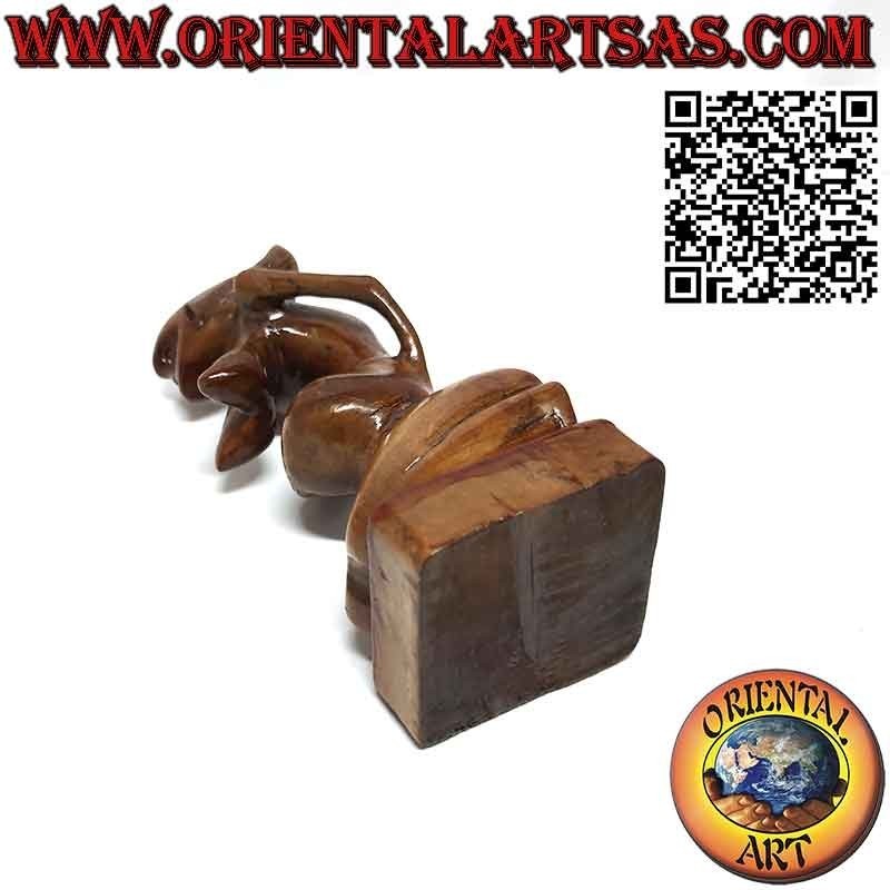 Ahnenskulptur der Göttin des Überflusses aus Holz aus Papua