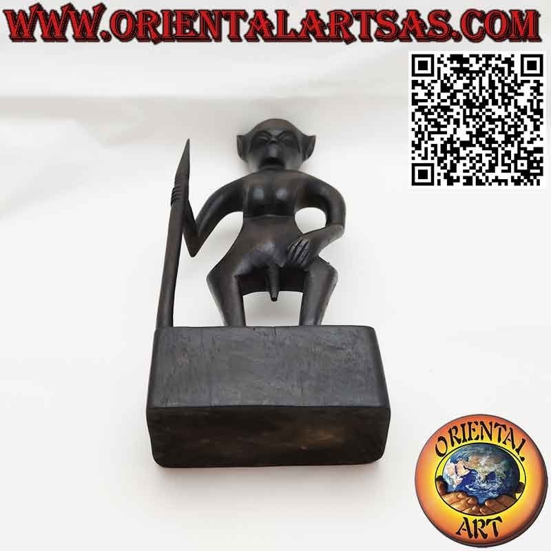 Rara scultura di un guerriero DAYAK con lancia manufatto Sarawak Borneo