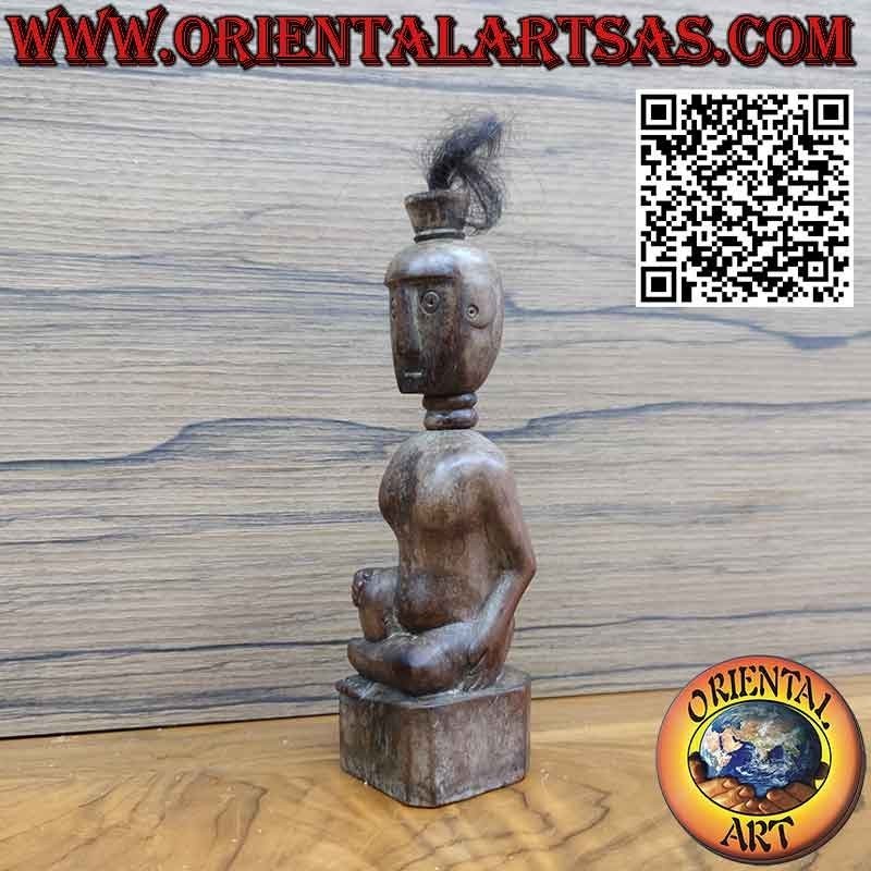 Seltene Ahnenskulptur aus Ebenholz eines unsterblichen Dayak-Vorfahren aus Borneo