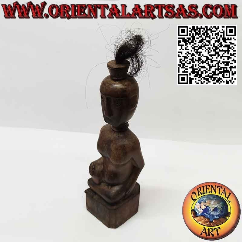 Seltene Ahnenskulptur aus Ebenholz eines unsterblichen Dayak-Vorfahren aus Borneo