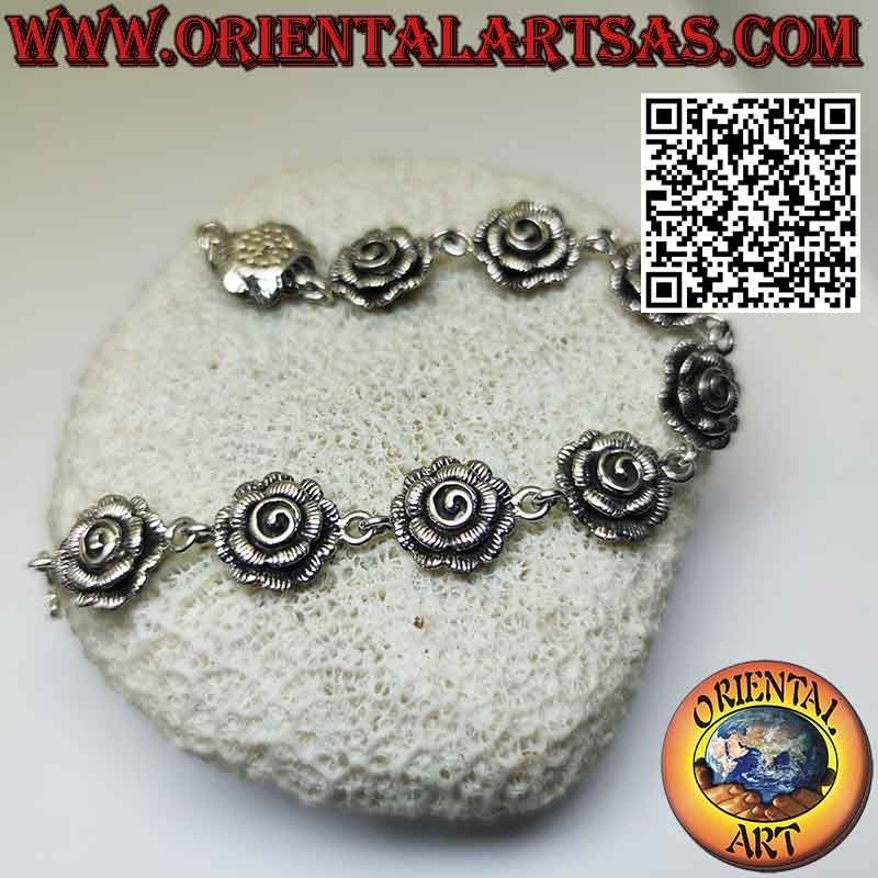 Armband aus 925 ‰ Silber bestehend aus neun wunderschönen großen Rosen