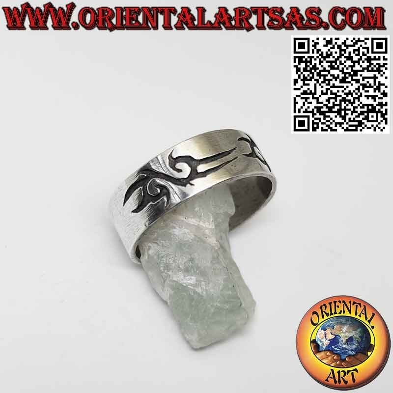 Wide band 925 silver ring with tribal Maori engraving