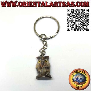 Three-dimensional owl keychain in hand carved buffalo horn with metal ring