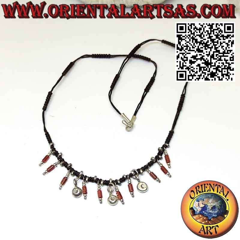 Collar Karen en hilo encerado con joyas de plata y piedra del sol