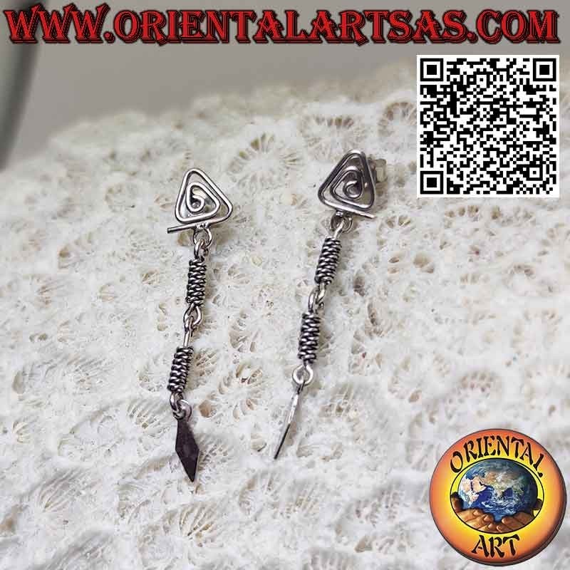 Orecchini in argento forma di spirale triangolare e pendenti intrecciati