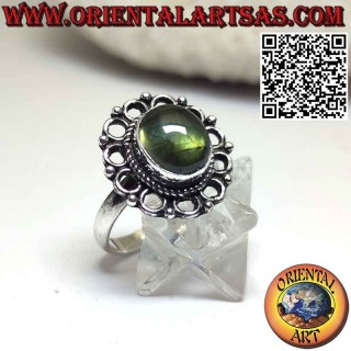 Bague en argent avec labradorite ovale naturelle et bord de cercles