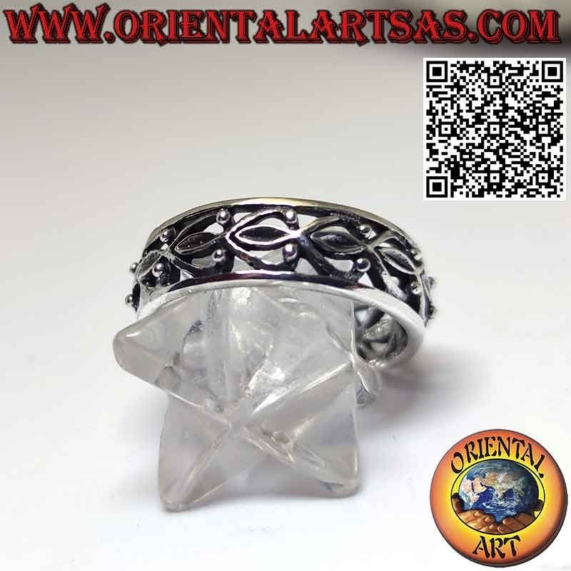 Perforated hypoallergenic silver band ring with overlapping spheres