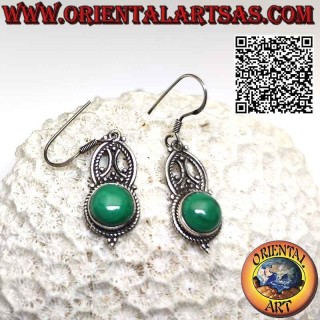 Orecchini in argento con decorazioni etniche e malachite tonda a cabochon