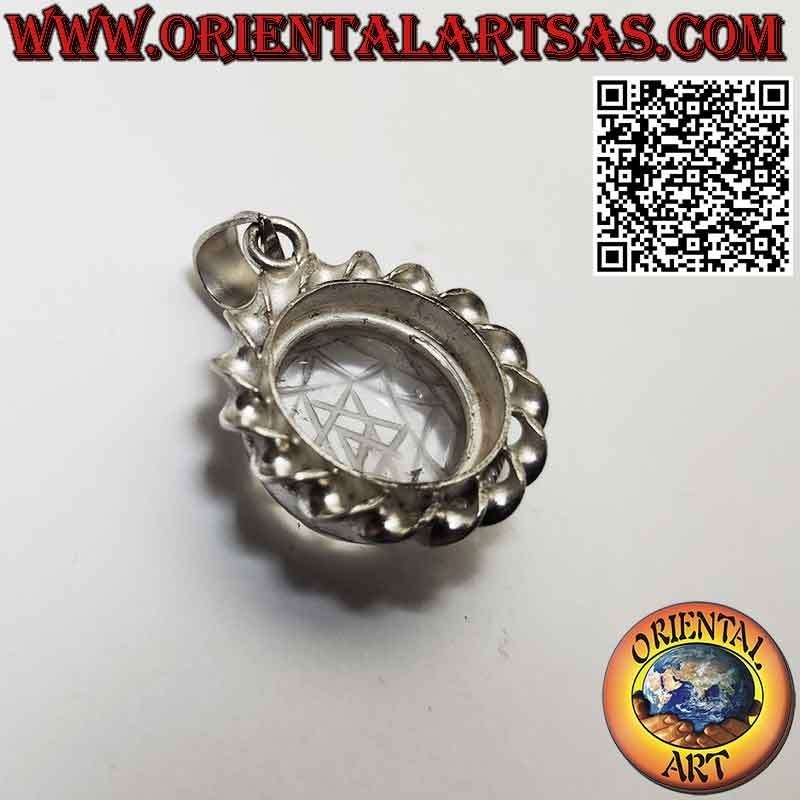 Silver pendant with Sri Yantra engraved in rock crystal and twisted border
