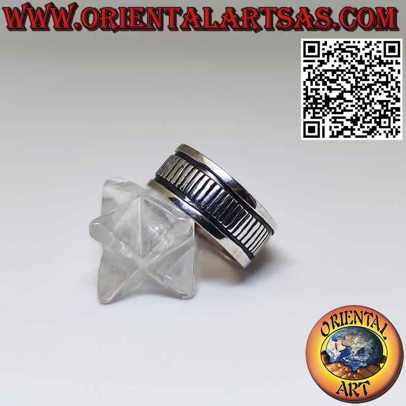 Wide band 925 silver ring with central parallel engraving
