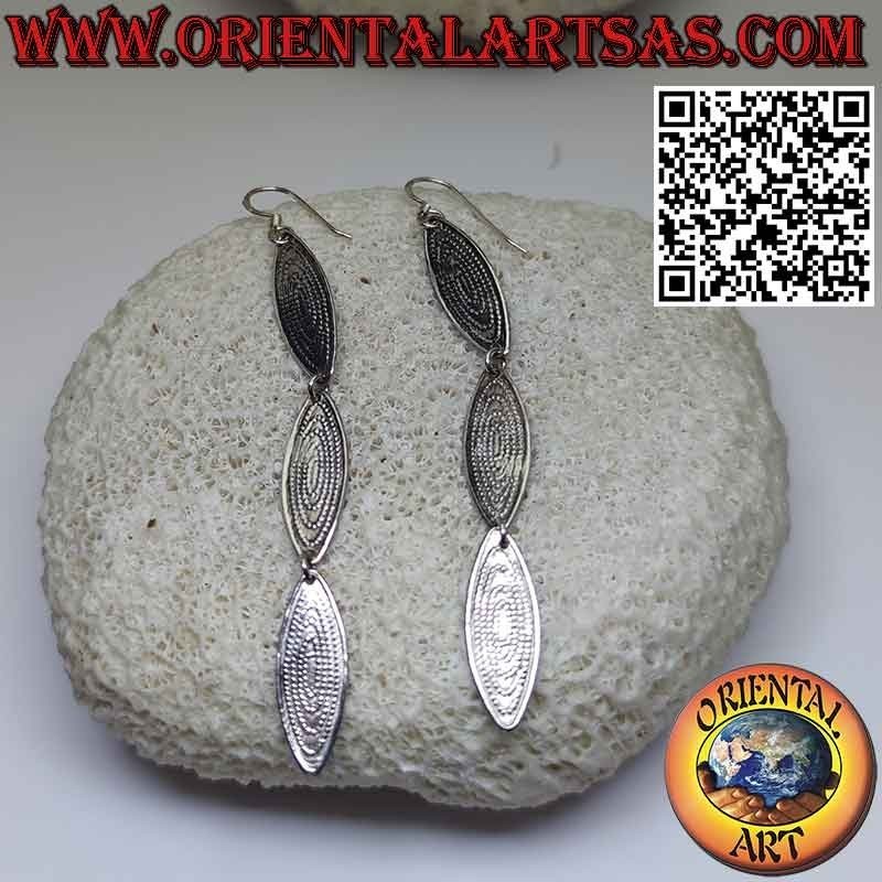 Long silver earrings with three chiseled elliptical oval plates