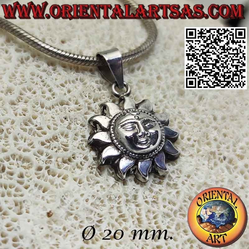 Pendentif en argent avec soleil et visage en forme, fait main au Népal, 20mm.Ø