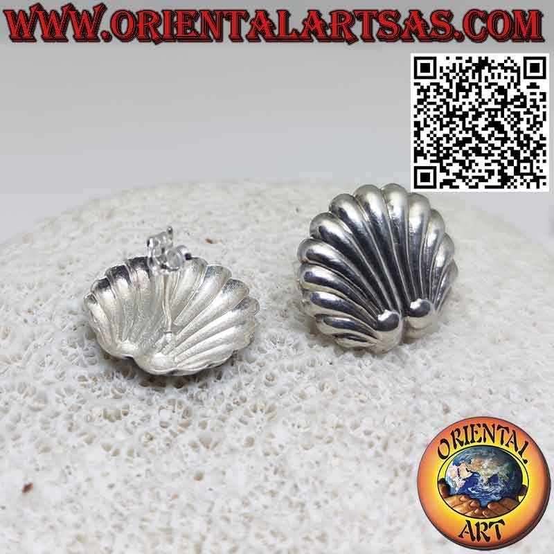 Pendientes en Plata 925 ‰ en forma de concha lobulada, tapa agujero