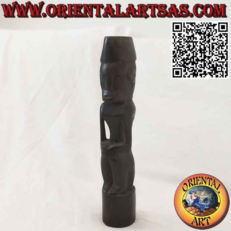 Statue d'ancêtre de Dayak Kalimantan Bornéo assis en bois de fer
