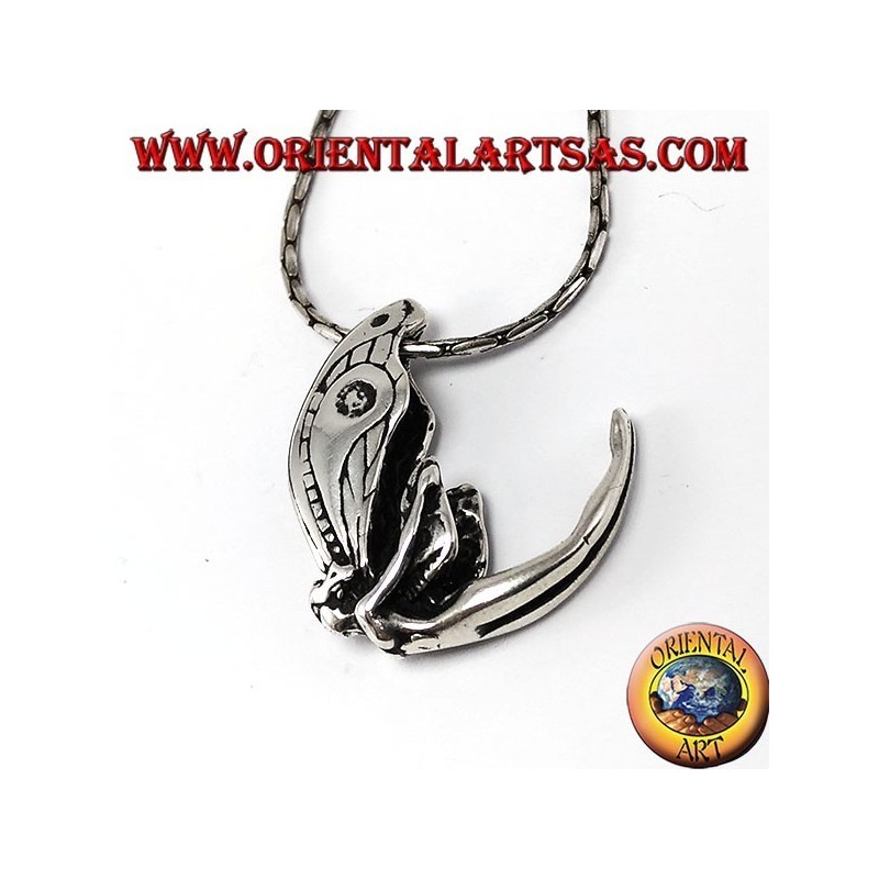 Pendentif argent, Fée en vol