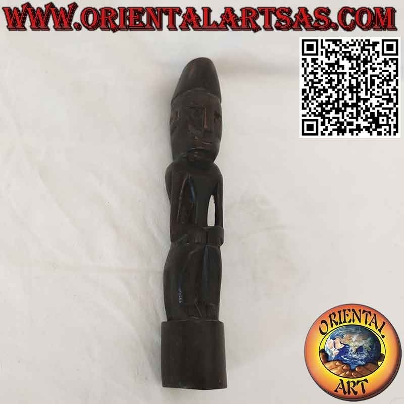 Statue d'ancêtre de Dayak Kalimantan Bornéo assis en bois de fer