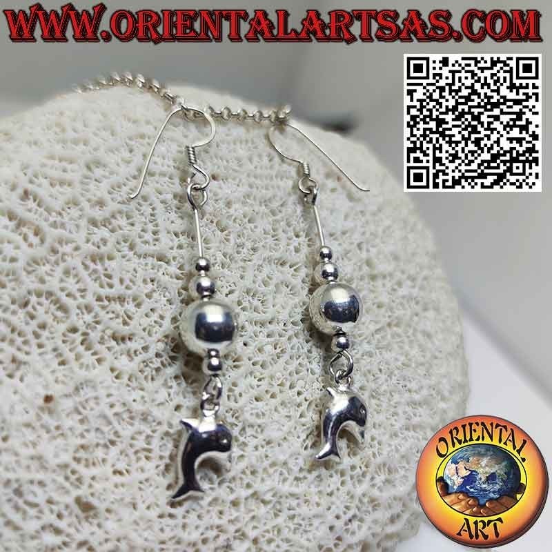 Pendientes colgantes de plata con 3 esferas y delfín tridimensional