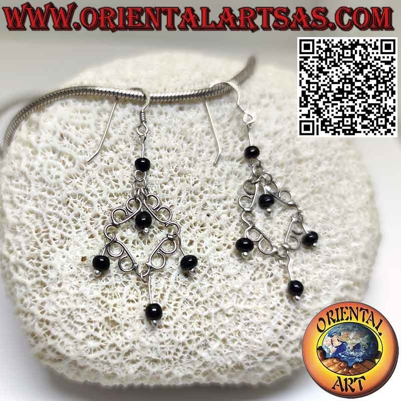 Pendientes elaborados con hilo de plata 925 y cinco esferas de ónix colgantes