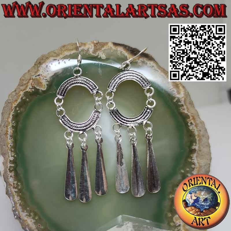 Boucles d'oreilles en argent avec 2 arcs opposés ciselés avec 3 pendants