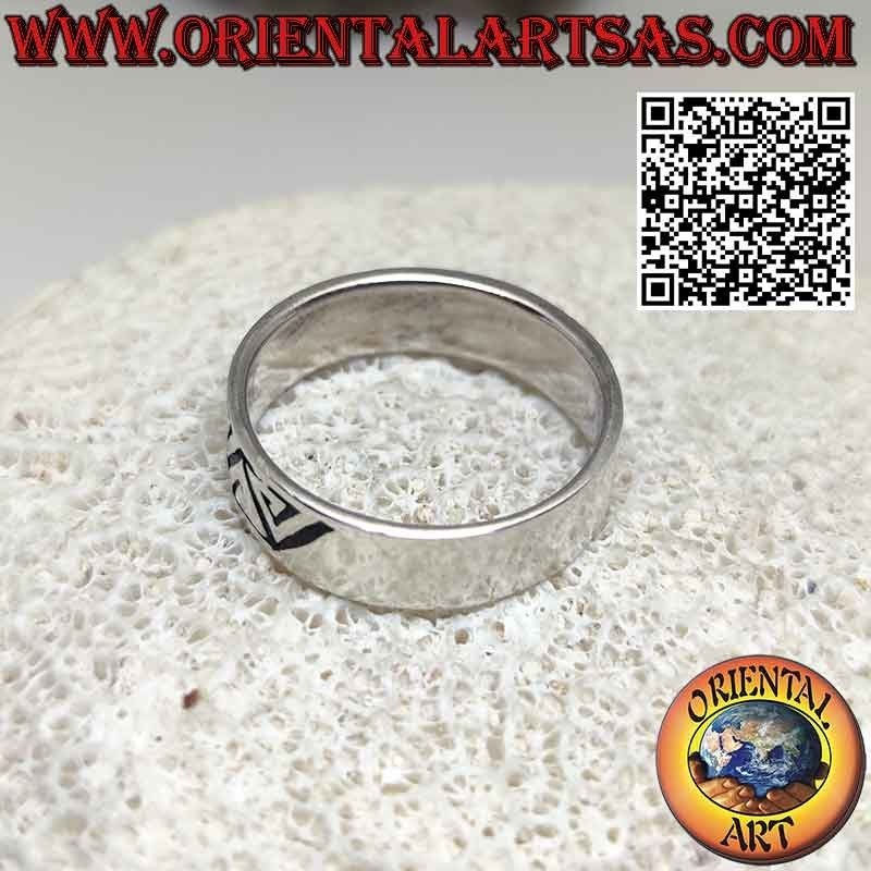 Anello in argento a fascia con incisione spirali triangolare contrapposti