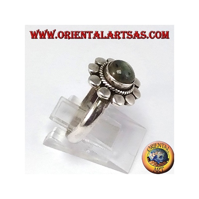 Anello d'argento margherita  con labradorite tonda