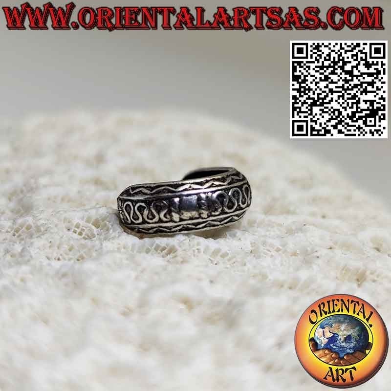 Pendientes de plata con círculos anchos cincelados con ondas de 12 mm