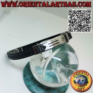 Stahlarmbänder mit schwarzer Zirkonpyramide und Lederarmband