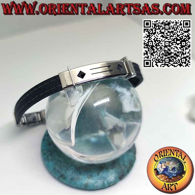 Stahlarmbänder mit schwarzer Zirkonpyramide und Lederarmband