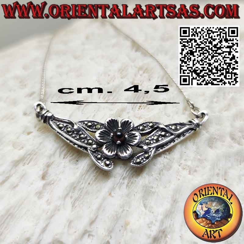 Collar en plata 925 con una rosa con granate en el centro y marcasita