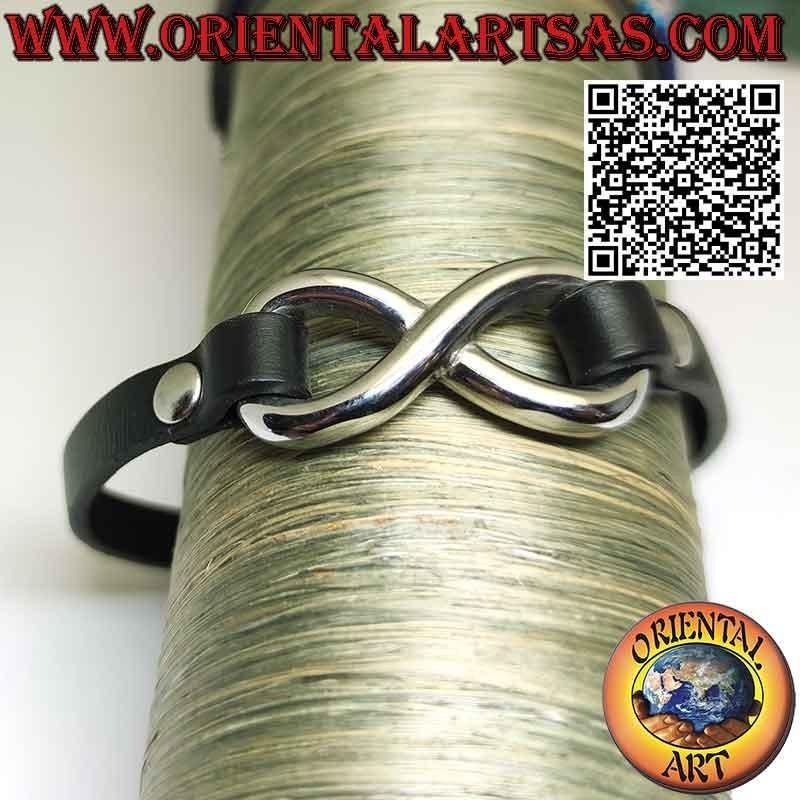 Pulsera con símbolo de infinito en acero y correa de piel