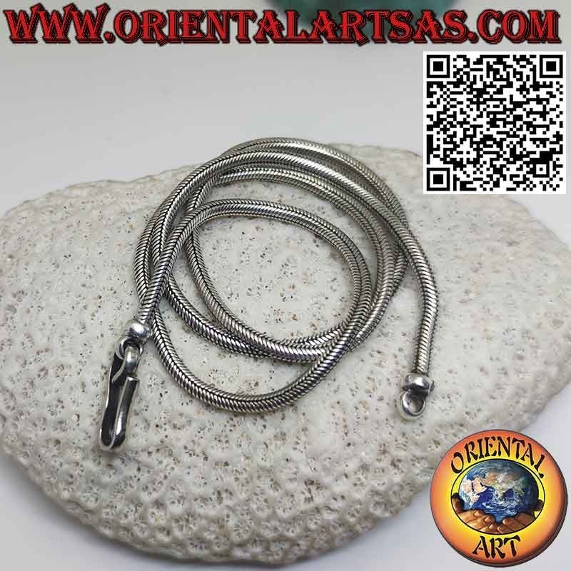 Collar de serpiente en plata de 700‰, 48 cm de largo, 3 mm de espesor