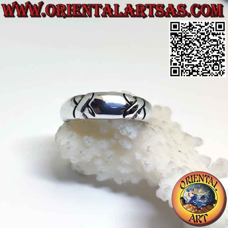 Gewölbter Bandring mit X 925 Silber - Geometrisches Design | Oriental Art