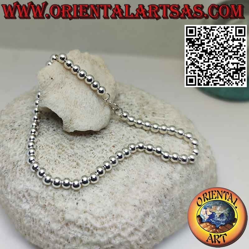 925 ‰ silver bracelet with 4 mm spheres. strung on a chain