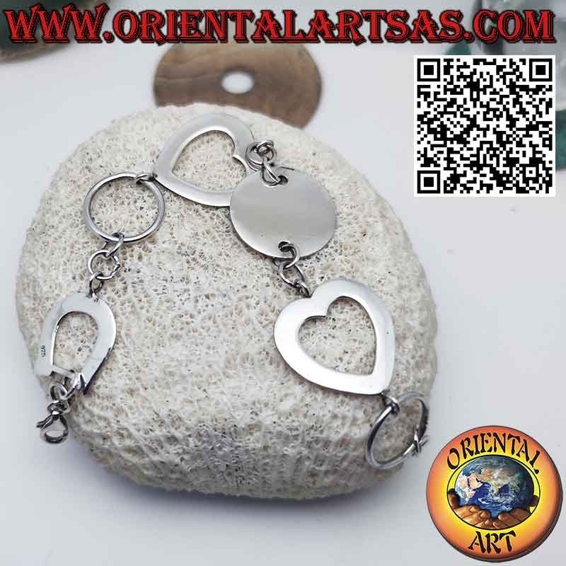 Pulsera de plata con 1 placa redonda 2 corazones y 1 herradura