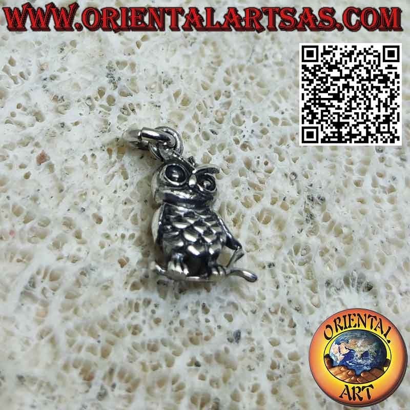Ciondolo in argento a forma di gufo in piedi tridimensionale, piccolo