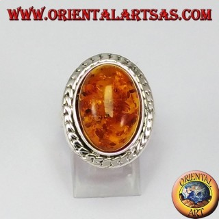 Anello d'argento con Ambra ovale grande