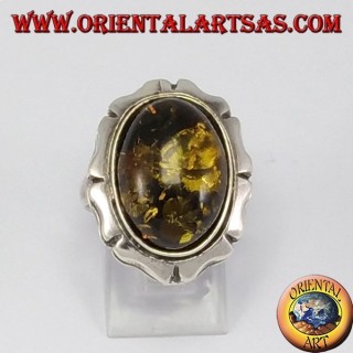 Bague en argent avec ambre grand ovale vert