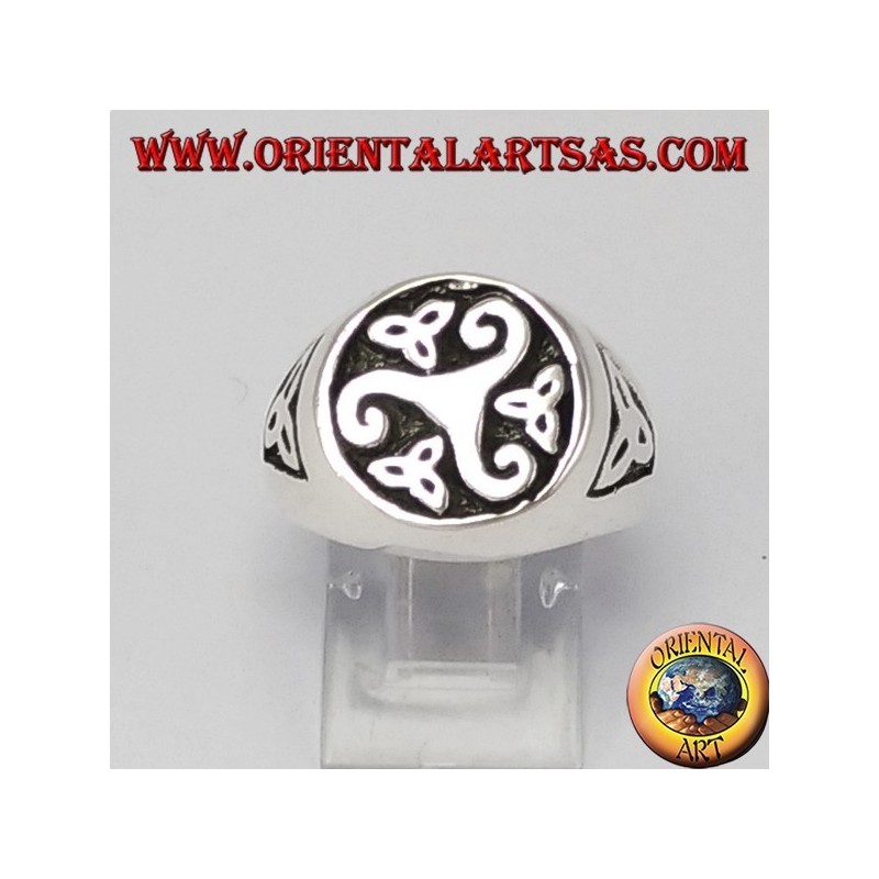 Plata anillo de sello Triskell con nodos Tyrone