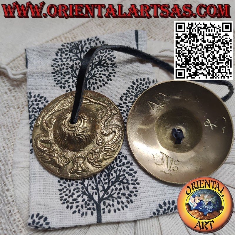 Becken aus einer 7er-Metalllegierung mit zwei 6,5 cm hohen Reliefdrachen