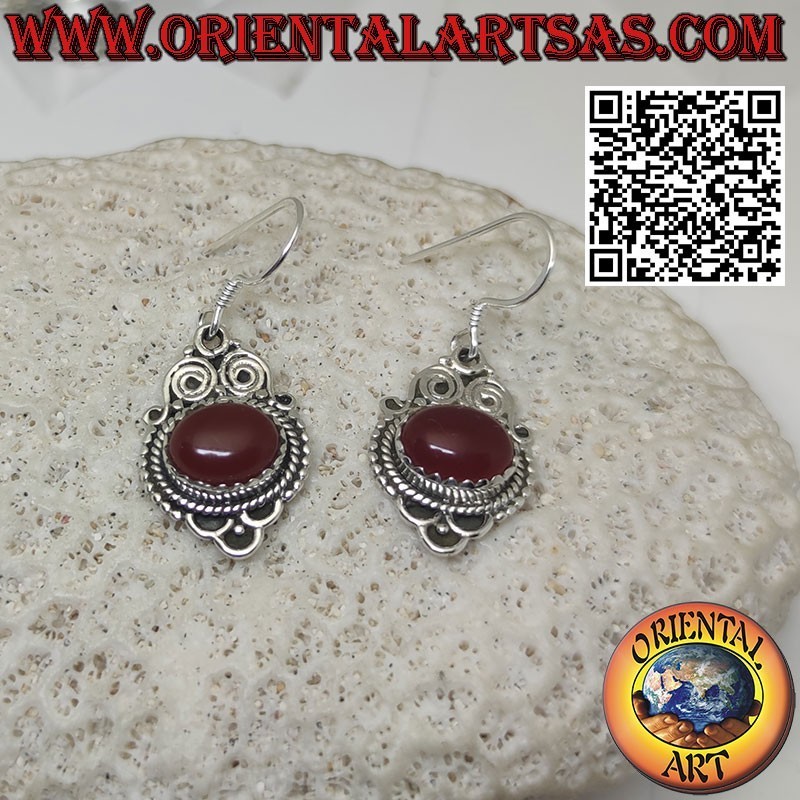 Boucles d'oreilles en argent avec cornaline ovale sertie en croix baroque