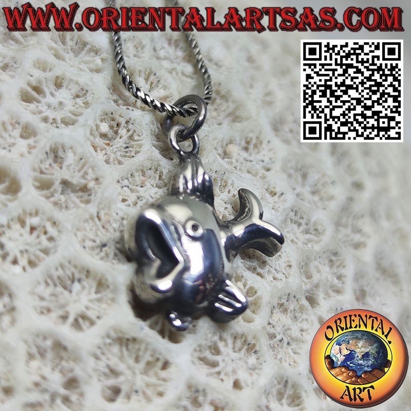 Pendentif en argent en forme de poisson-globe