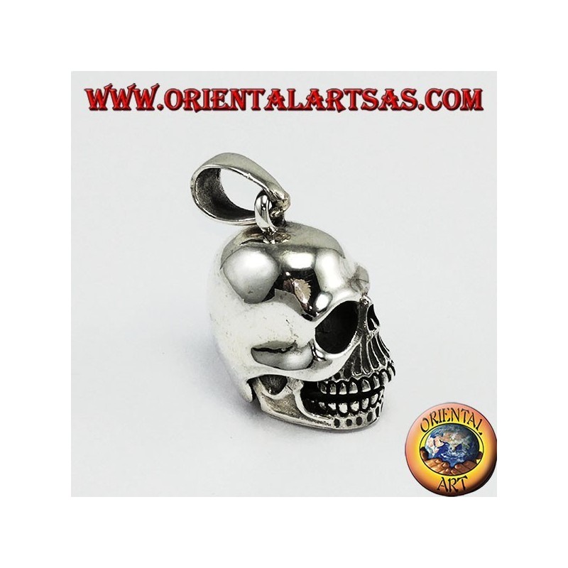 Pendentif en argent avec mandibule mobile