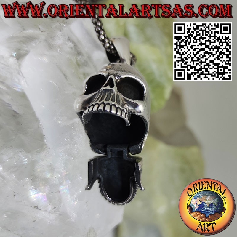 Silver pendant Skull with movable mandible