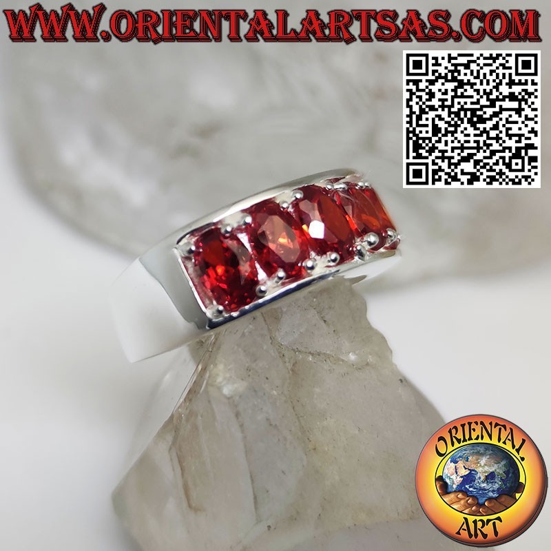 Anello in argento а fascia con 5 Granati ovali affiancati incastonati