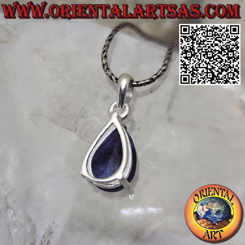 Pendentif en argent avec saphir naturel en forme de goutte serti sur griffes