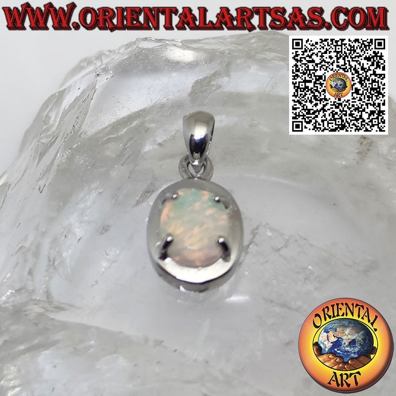 Silberanhänger mit ovalem Harlekin-Opal, glattem Rand und Krappen