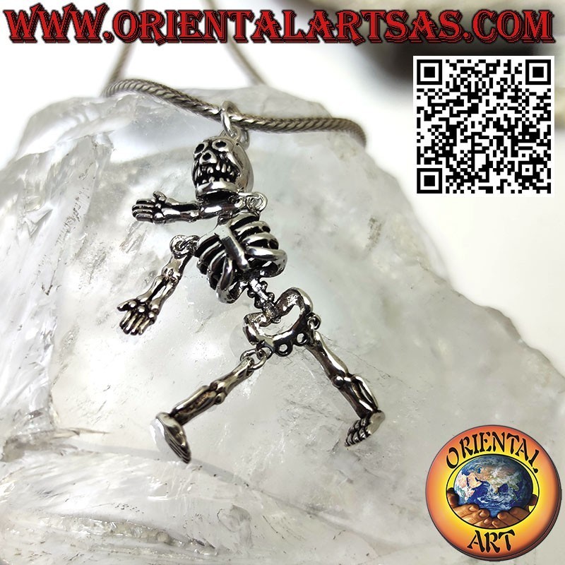 Silver pendant, movable integral skeleton