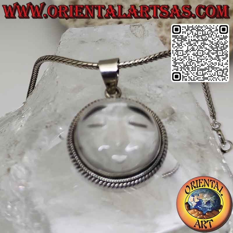 Colgante sol de plata tallado sobre cristal de roca y borde trenzado