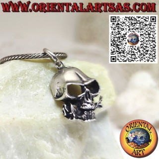 Silver pendant in the shape of a skull with a rose between its teeth (medium)