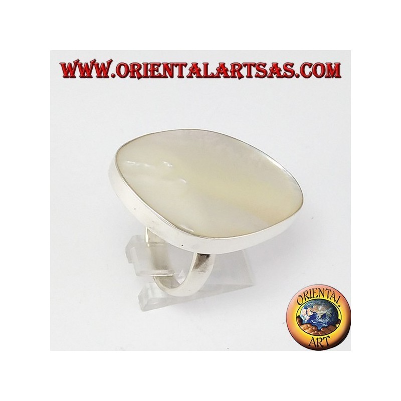 Bague en argent avec nacre (grand)